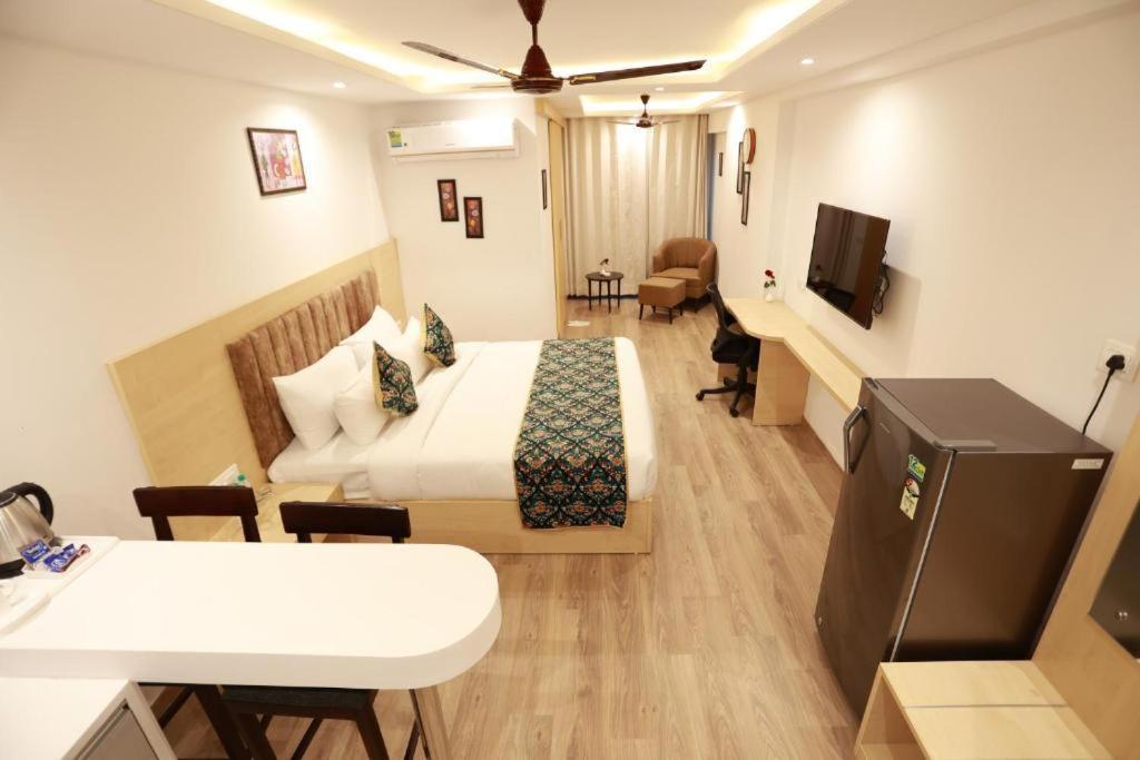 The Grand Hotel Jaipur Buitenkant foto
